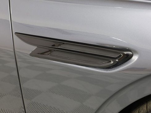New 2025 Bentley Flying Spur Plug-In Hybrid AWD/4WD image 16