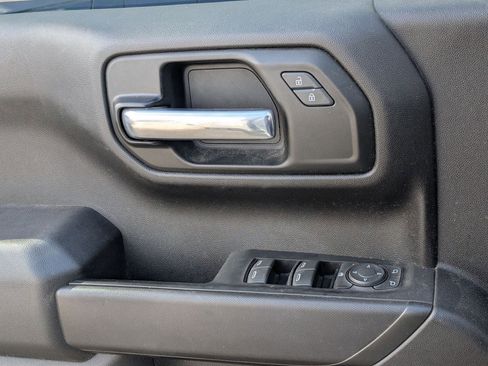 Used 2023 Chevrolet Silverado 1500 Custom image 24