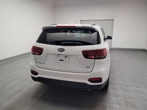 Used 2020 Kia Sorento LX w/ LX I4 Convenience Package FWD image 7