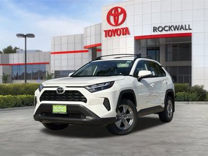 New 2025 Toyota RAV4 XLE w/ Convenience Package