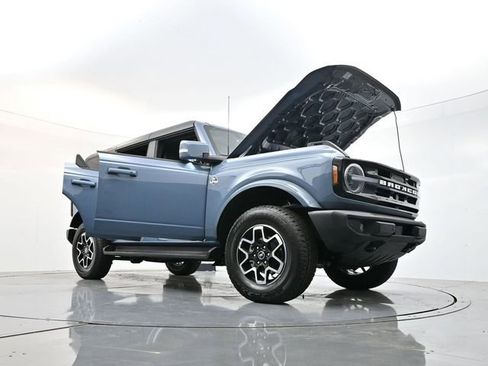 New 2025 Ford Bronco Outer Banks image 34
