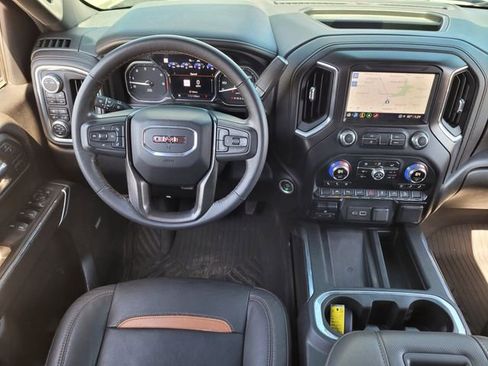 Used 2022 GMC Sierra 1500 AT4 w/ AT4 Premium Package AWD/4WD image 13
