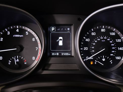 Used 2018 Hyundai Santa Fe Sport image 4