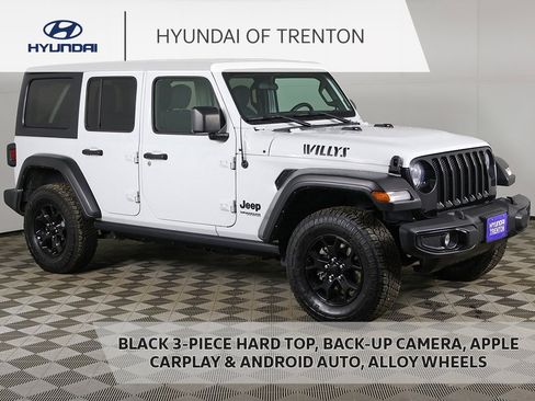 Used 2022 Jeep Wrangler Unlimited Sport image 1