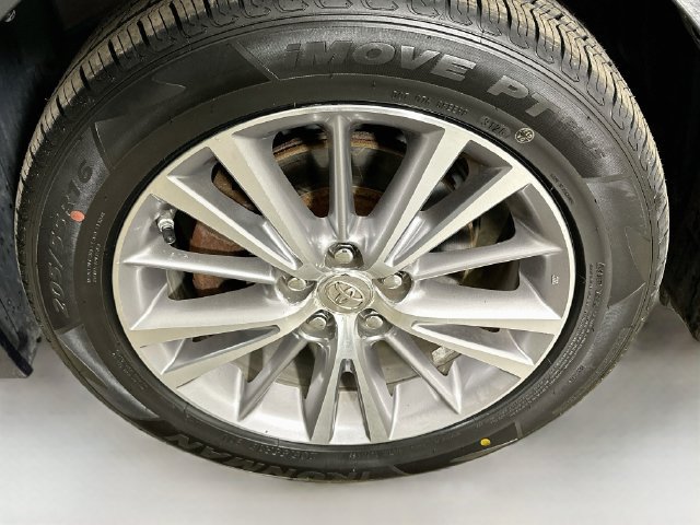 Used 2015 Toyota Corolla LE Premium FWD image 13