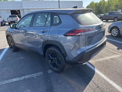 Used 2026 Toyota Corolla Cross L image 10