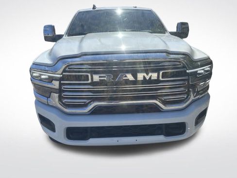 Used 2026 RAM 2500 Laramie AWD/4WD image 33