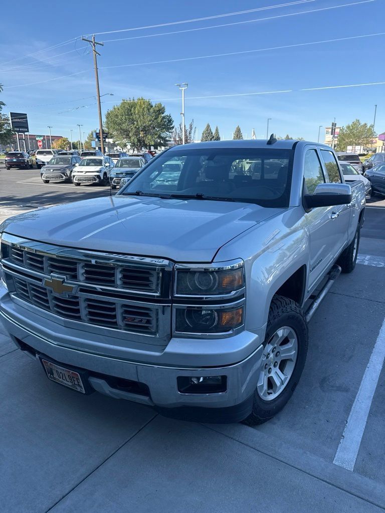 Used 2015 Chevrolet Silverado 1500 LTZ Z71 AWD/4WD image 3