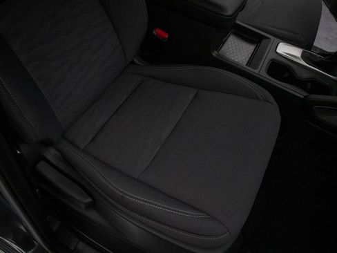 Used 2024 Nissan Frontier SV w/ SV Convenience Package image 18