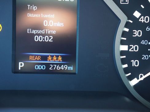 Used 2023 Toyota Tundra Limited image 35