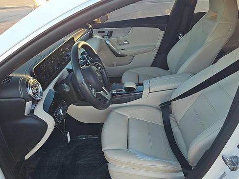 Used 2020 Mercedes-Benz CLA 250 image 10