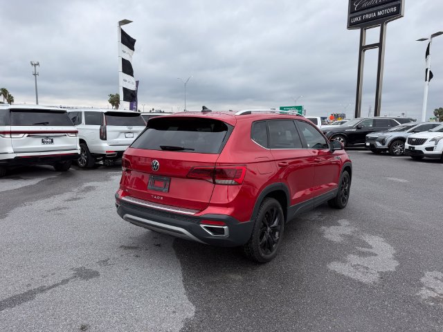 Used 2022 Volkswagen Taos SE FWD image 5