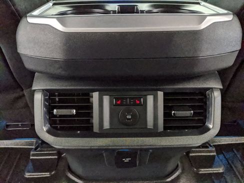 Used 2025 Ford F150 Platinum w/ FX4 Off-Road Package AWD/4WD image 21