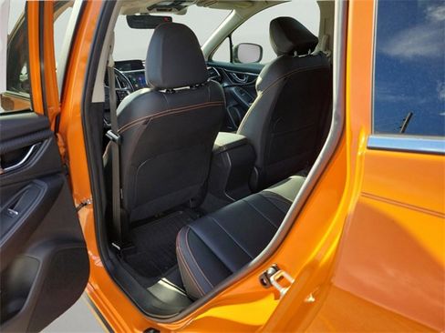 Used 2019 Subaru Crosstrek 2.0i Limited w/ Moonroof Package w/Navigation image 7