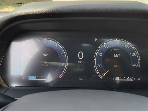 New 2025 Jeep Grand Cherokee L Laredo w/ Luxury Tech Group I image 17