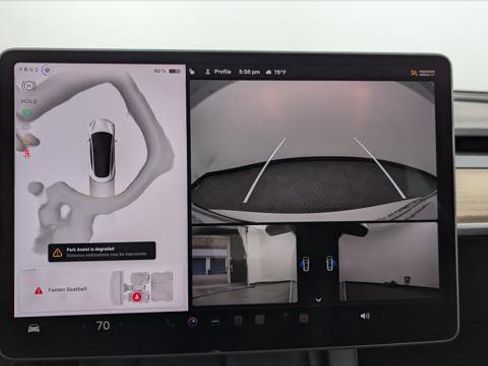 Used 2023 Tesla Model 3 Standard Range image 28