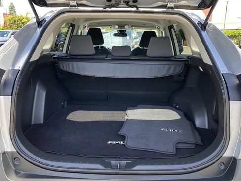 Certified 2023 Toyota RAV4 XLE AWD/4WD image 19