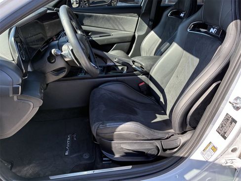 Used 2025 Hyundai Elantra N image 12