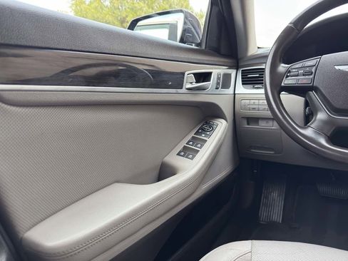 Used 2017 Genesis G80 3.8 image 22