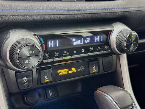Used 2021 Toyota RAV4 XSE AWD/4WD image 16