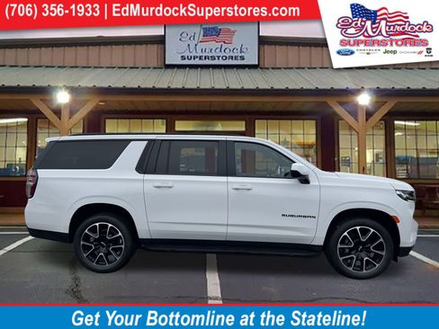 Used 2021 Chevrolet Suburban RST image 1