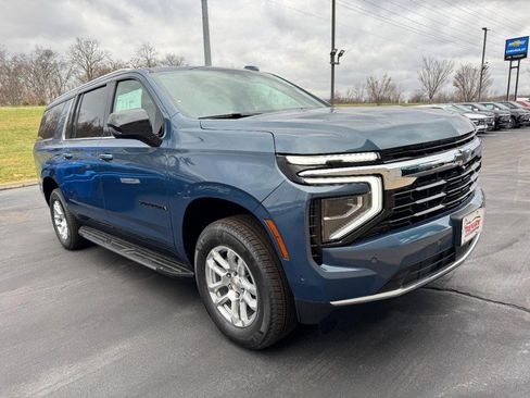 New 2026 Chevrolet Suburban LS w/ LPO, Dark Essentials Package image 29