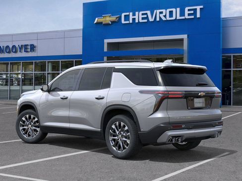 New 2026 Chevrolet Traverse LT AWD/4WD image 3