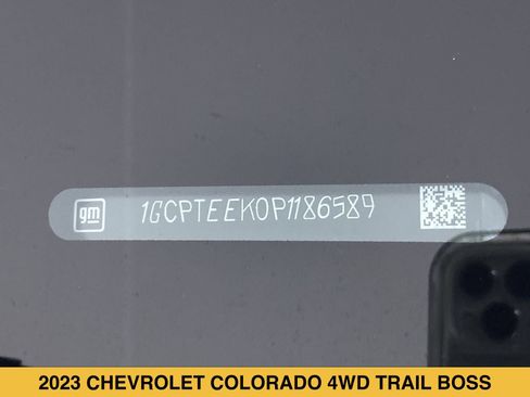 Certified 2023 Chevrolet Colorado Trail Boss w/ Technology Package AWD/4WD image 16