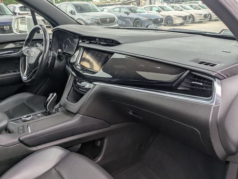 Used 2020 Cadillac XT6 Sport AWD/4WD image 30