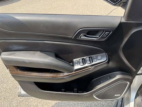 Used 2019 Chevrolet Tahoe LT AWD/4WD image 34