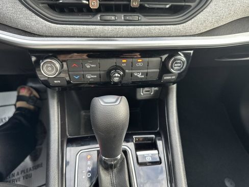 Used 2024 Jeep Compass Sport AWD/4WD image 21