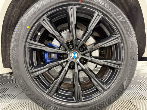 Used 2022 BMW X5 xDrive40i AWD/4WD image 46