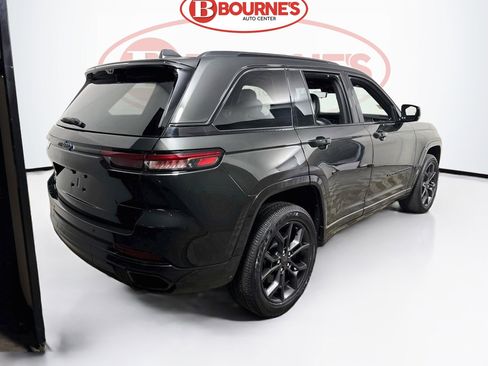 Used 2024 Jeep Grand Cherokee Limited 4xe image 9