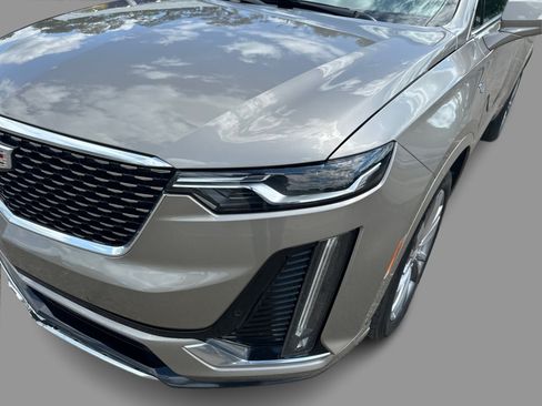 Used 2022 Cadillac XT6 Premium Luxury AWD/4WD image 28