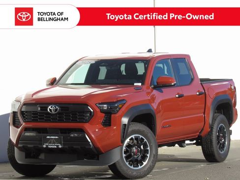 Certified 2025 Toyota Tacoma TRD Off-Road image 1