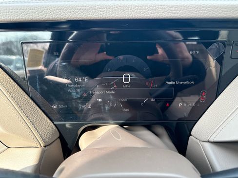 New 2026 GMC Yukon XL Denali w/ Sun & Power Step Package AWD/4WD image 16
