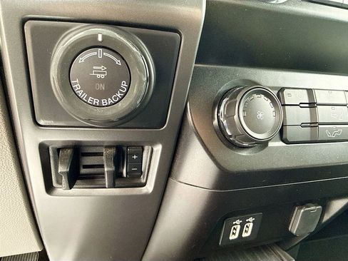 Used 2019 Ford F150 XLT w/ Trailer Tow Package image 32