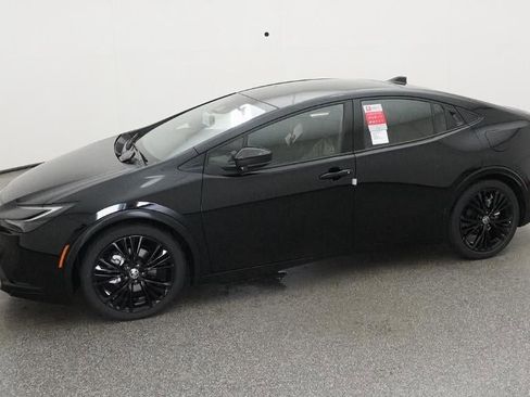 New 2026 Toyota Prius Plug-In Hybrid FWD image 36