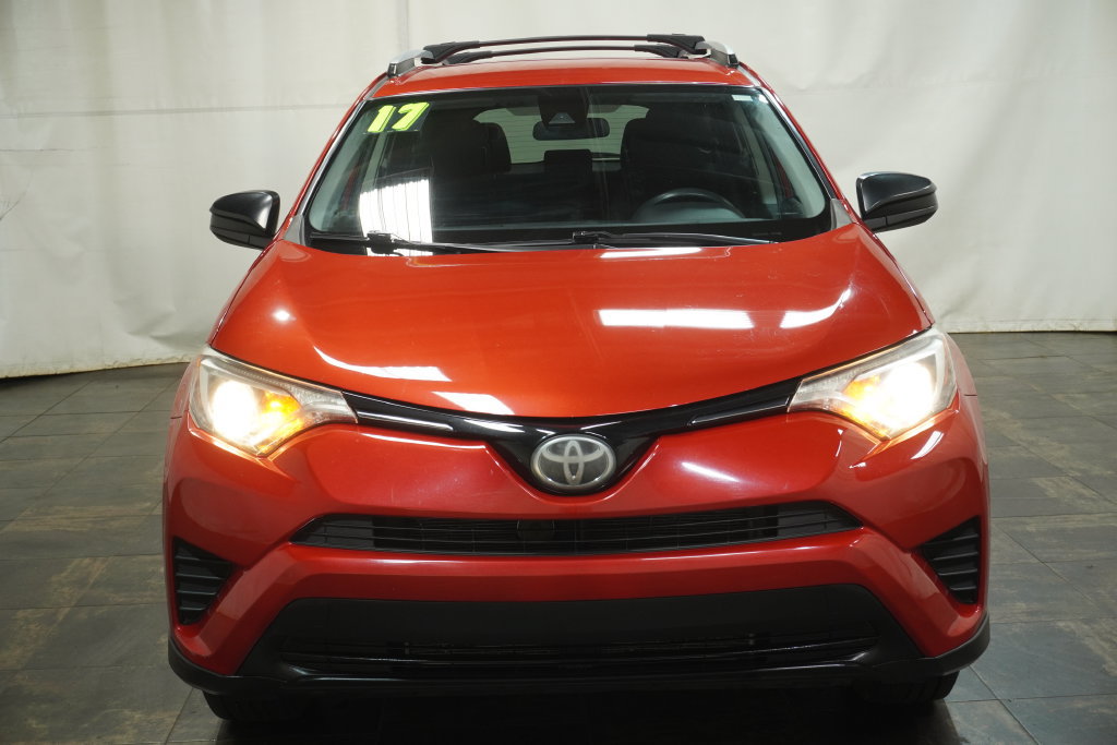 Used 2017 Toyota RAV4 LE w/ Carpet Mat Package AWD/4WD image 8
