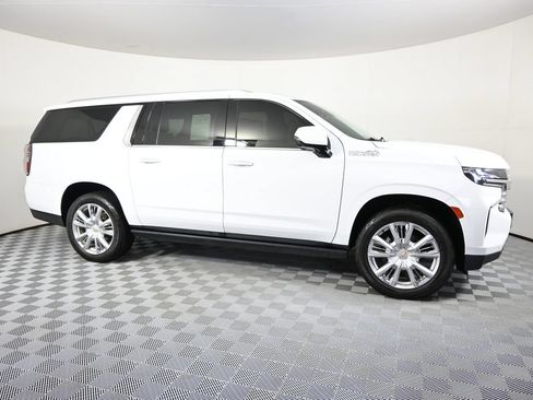 Used 2021 Chevrolet Suburban High Country AWD/4WD image 8