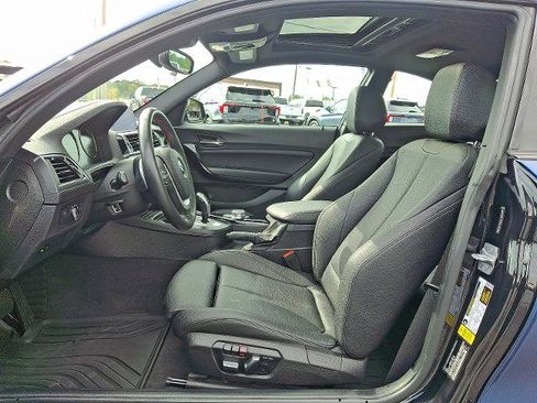 Used 2020 BMW 230i Coupe w/ Premium Package image 13