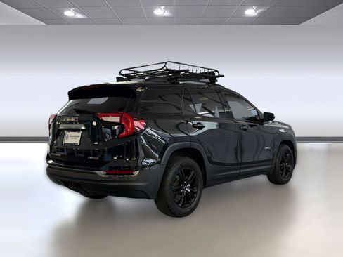 Used 2022 GMC Terrain AT4 w/ Tech Package AWD/4WD image 9