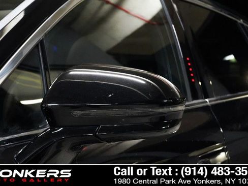 Used 2017 Lincoln MKX Reserve w/ Lincoln MKX Climate Package image 28