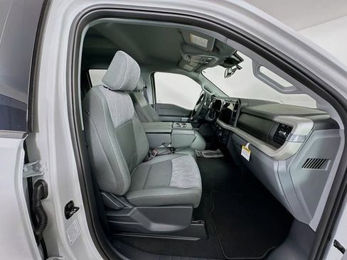 New 2026 Ford F250 XLT w/ XLT Premium Package image 33