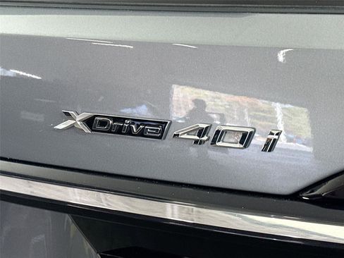 Used 2023 BMW X7 xDrive40i w/ Premium Package image 15