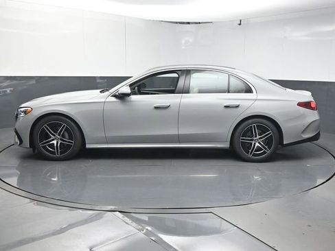 Used 2026 Mercedes-Benz E 350 Sedan image 5