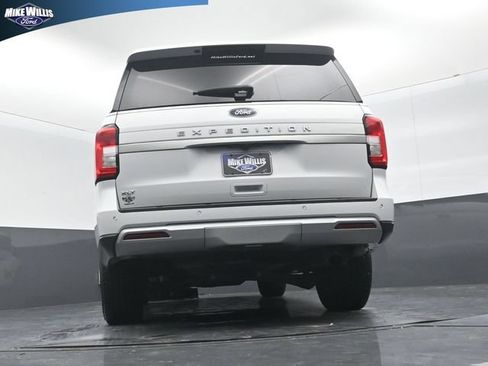 Used 2024 Ford Expedition XLT RWD image 22