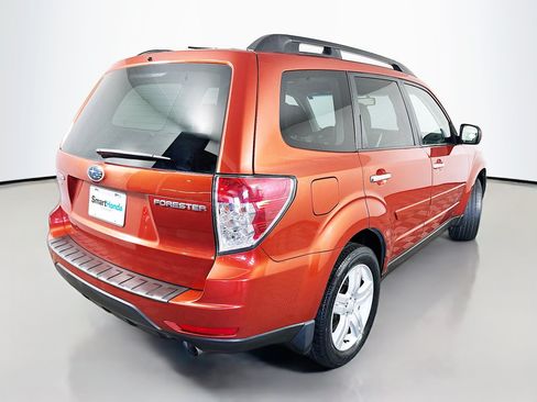 Used 2010 Subaru Forester 2.5X Limited AWD/4WD image 7