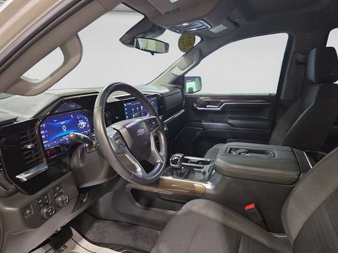 Used 2022 Chevrolet Silverado 1500 LT Trail Boss AWD/4WD image 25