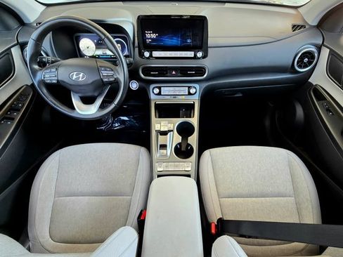 Used 2023 Hyundai Kona SEL FWD image 9